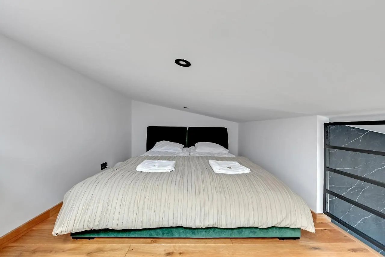 Beach Side - Boutique House Sopot Apartment